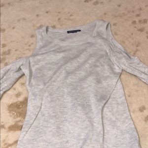 American eagle cut out shoulder top
